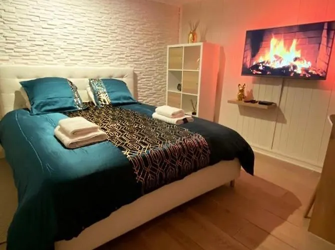 Le Cocon Dore, Hyper Centre De *